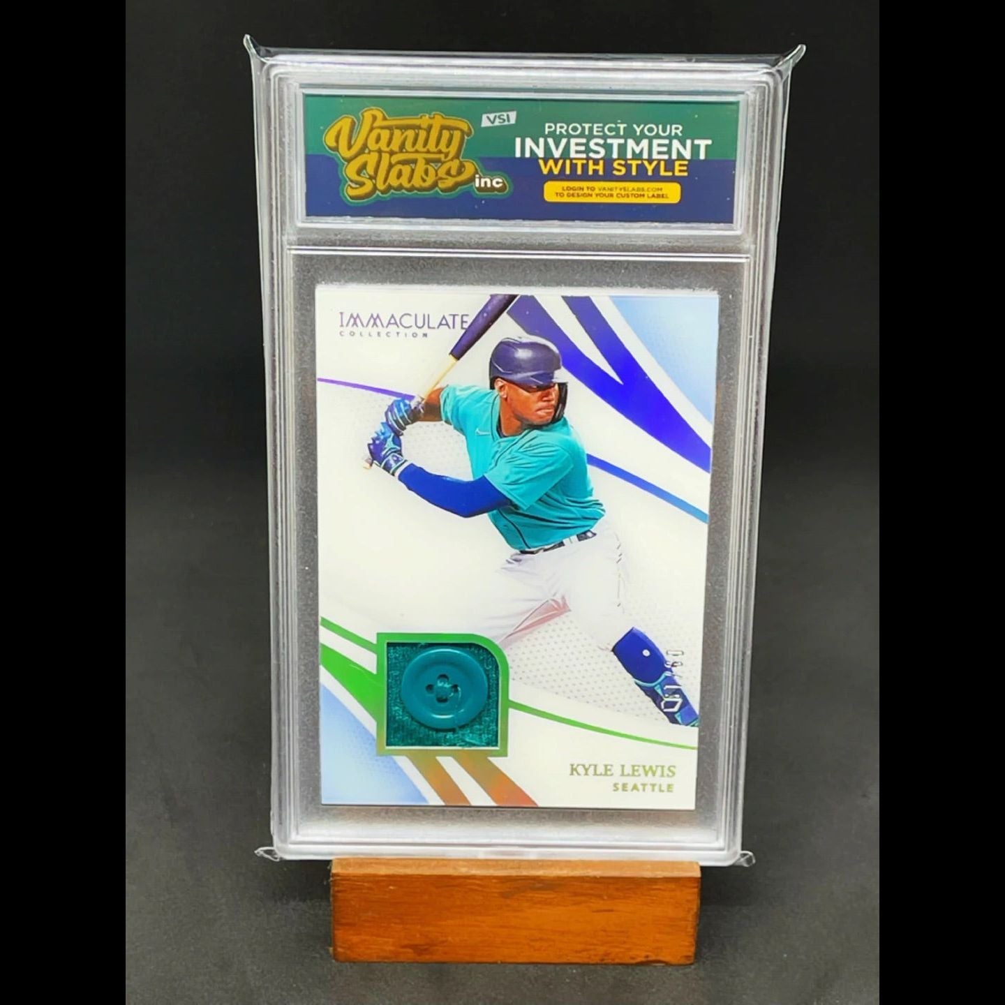 Graded Kyle Lewis baseball card in vanity slabs holder 75pt thickness for collectors